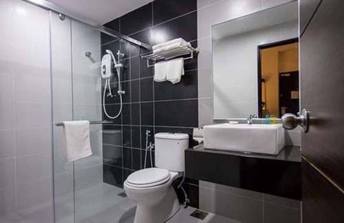 Kampung Kuala Pari Hotel | Manhattan Hotel Ipoh