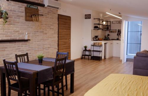 Vasto Apartment | Manhattan House