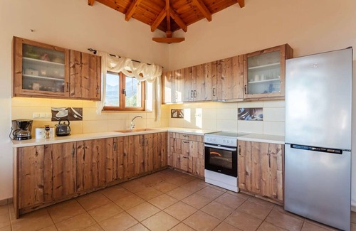Lefktron Apartment | Mani Panoramic Seaviews - Luxury Summer Haven