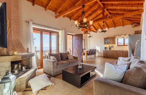 Lefktron Apartment | Mani Panoramic Seaviews - Luxury Summer Haven