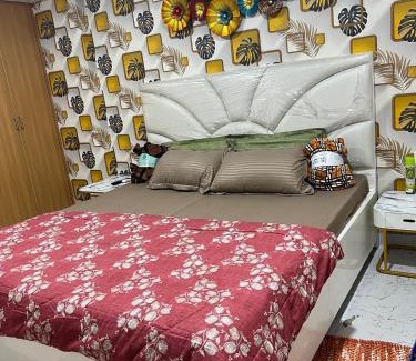 Zirakpur Apartment | ManiKuVlogs 3 Peoples Sleep
