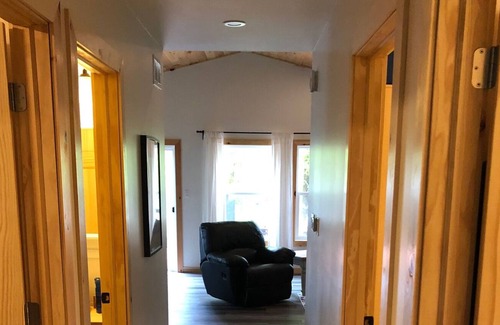 Dunnottar House | Manitoba Monsters Await- LW Ice Fishing Accommodations