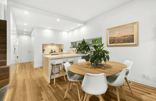 Manly Apartment | Manly- MAN44 Pacific Parade - Manly moments | Curated comfort x beachside living