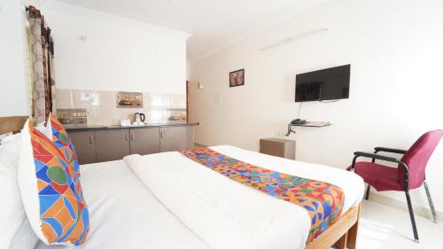 Vyalikaval HBCS Layout Hotel | Mann Pasand Inn Feel the Luxury
