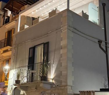 Santa Maria House | Manna Blue Sky