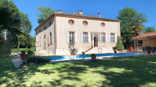 Montauban House | Manoir de la Gravette, Maison & Table d'Hôtes