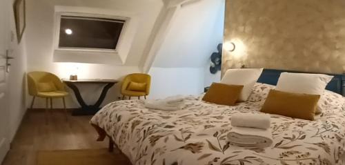 Audouville-la-Hubert Bed & Breakfast | Manoir de Pierreville