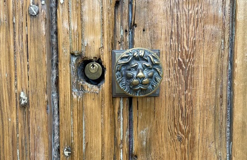 Riolas House | Manoir set in the Chateau estate