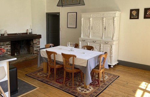 Riolas House | Manoir set in the Chateau estate