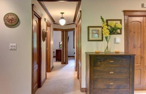 Mont-Tremblant House | Manoirs-Luxury Golf - 1KM to Mont-Tremblant with AC