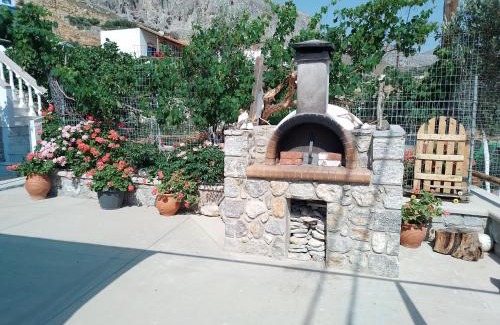 Kalymnos Apartment | Manolakis Pizanias