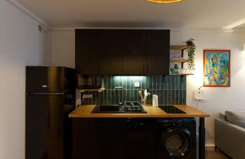 Lemasson Apartment | Manon, 2 ch, parking, Tram Croix d'argent au pied, Sleep-in-Montpellier