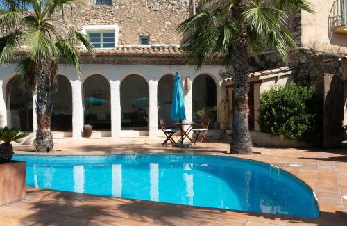 Canyelles House | Manor House at Masia Nur Sitges, Adults only