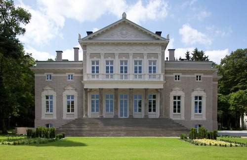 Nowe Warpno Bed & Breakfast | Manowce Palace - Double or Twin Room with Garden View (Room 1)