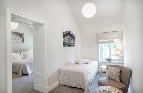 Nowe Warpno Bed & Breakfast | Manowce Palace - Triple Room with Lake View (Room 4)