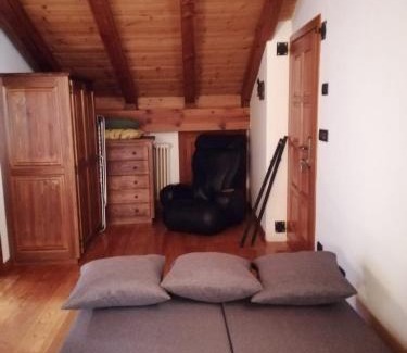 Chatillon Bed & Breakfast | Mansarda Chanoux CIR n 0027