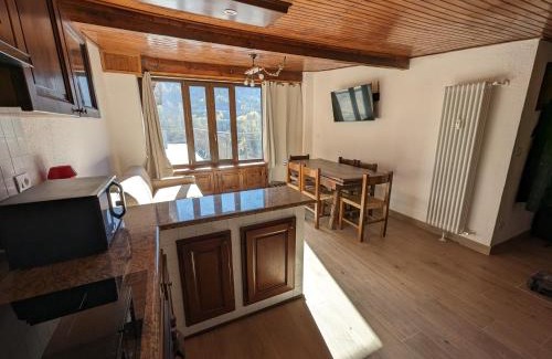 Tetti Mecci Apartment | Mansarda con vista panoramica Limone Piemonte