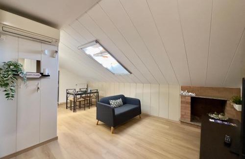 Parella Apartment | Mansarda Moderna a Torino