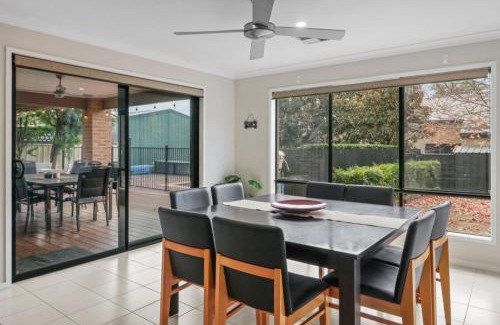 Mansfield House | Mansfield Accommodation - Sojourn on Stewart