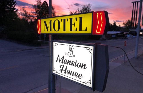 Buffalo Hotel | Mansion House Motel