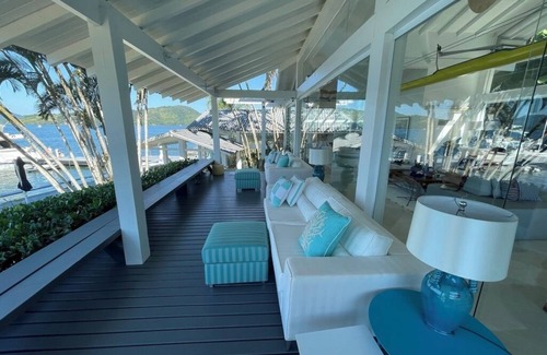 Mambucaba Villa | Mansion in Angra dos Reis, with helipad, pier, fitness center and water toys