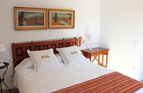 Castellnou de Bages House | Mansion in Castellnou near Pedraforca Mountains
