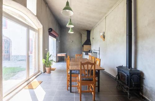 San Martin Sarroca House | Mansion in St Martí with Vineyards & Garden