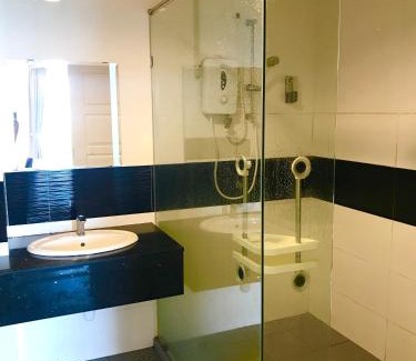Downtown George Town Apartment | Mansion One Suites by Little Cabin