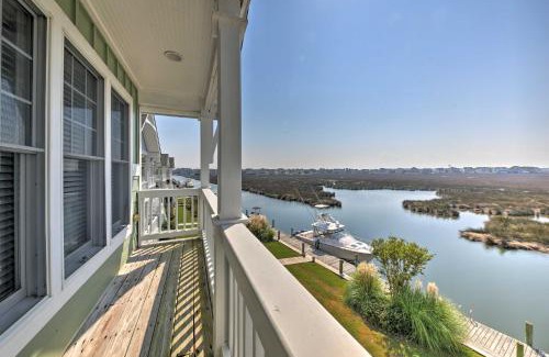 Manteo House | Manteo Waterfront Resort Home with 30-Ft Dock!