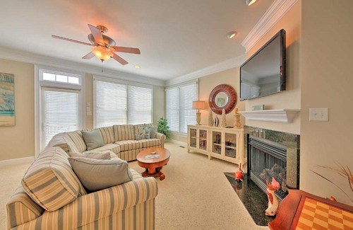 Manteo House | Manteo Waterfront Resort Home with 30-Ft Dock!