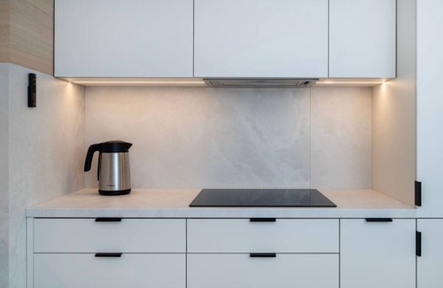 Lodz Apartment | Manufaktura Suites - 76m2, Parking, A/C