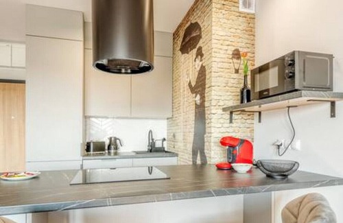 Baluty Apartment | Manufaktura Suites - Parking, Balcony, Nature View by Rentujemy