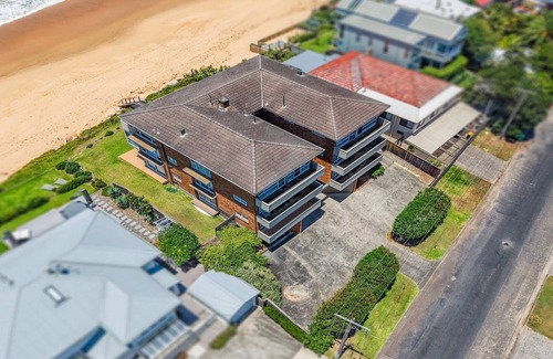 Wamberal Apartment | MANYANA | Accom Holidays