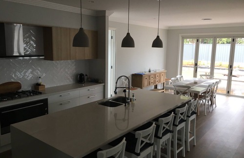 Manyana House | Manyana Dunes Beach House 6bd 5ba 3 min walk to beach