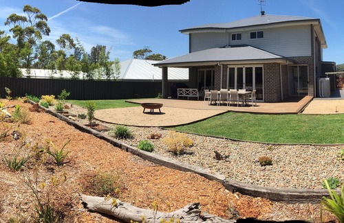 Manyana House | Manyana Dunes Beach House 6bd 5ba 3 min walk to beach