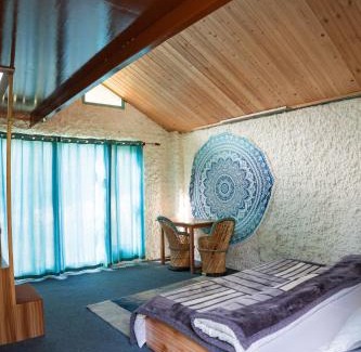 Manali Bed & Breakfast | Manzil Cafe & Stay