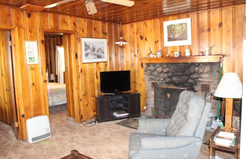 Greer Cabin | Maple Cozy Rustic Cabin In The Pines