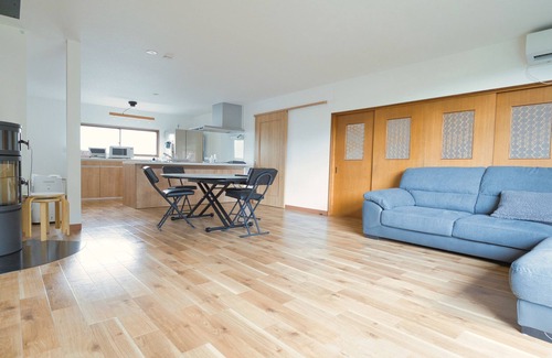 Asahikawa House | MAPLE FARM