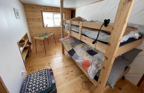 Lanark Highlands Cabin | Maple Grove Cottage in the Lanark Highlands
