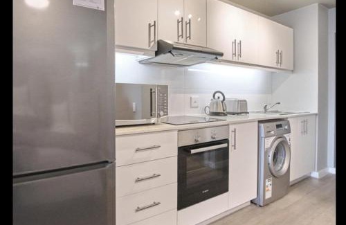 Kareeberg Apartment | Maple grove