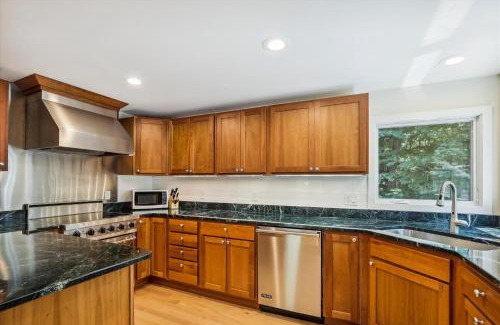 Stowe Area House | Maple House