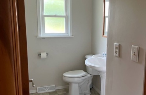 Munising Hotel | Maple Ridge Motel