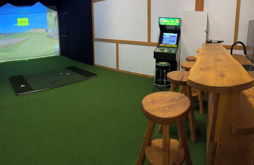 Lindell Beach House | MapleRockResorts presidents GAME WORLD