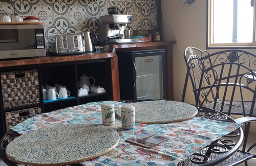 Mapleton Bed & Breakfast | Mapleton Peaceful Provence BnB