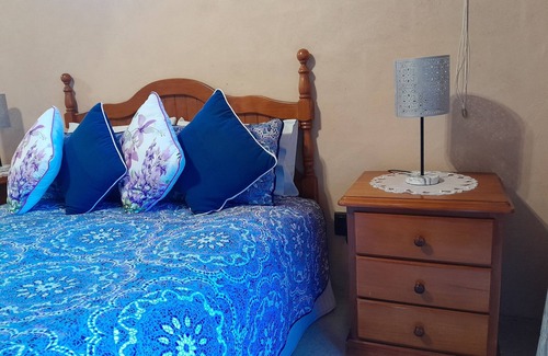 Mapleton Bed & Breakfast | Mapleton Peaceful Provence BnB