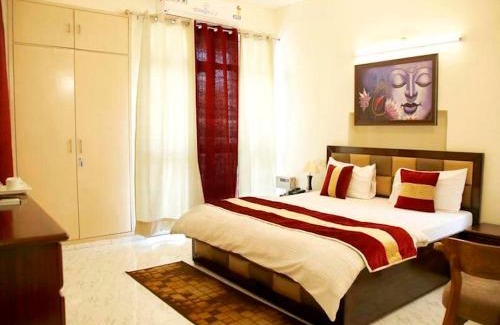 South Extension House | Maplewood Guest House, Neeti Bagh, New Delhiit is a Boutiqu Guest House - Room 2