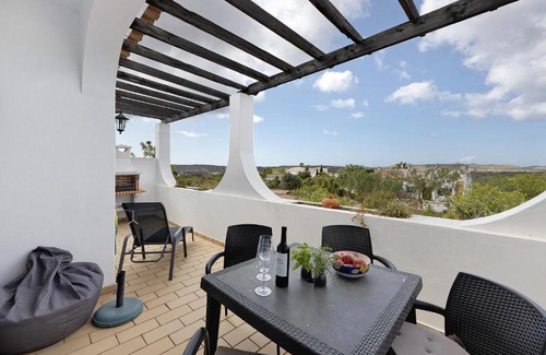 Lagos House | Mar e Campo