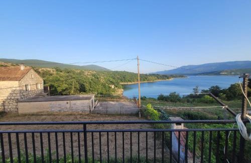 Vrlika Apartment | Mara village house