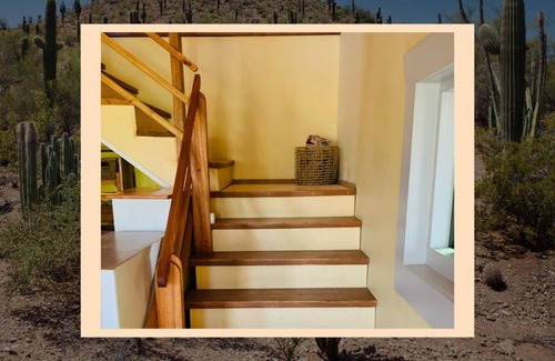 Marathon House | Marathon: Desert Oasis Retreat