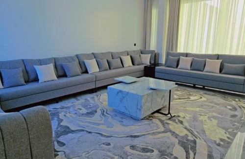 Jahra Ski Chalet | marbella chalet